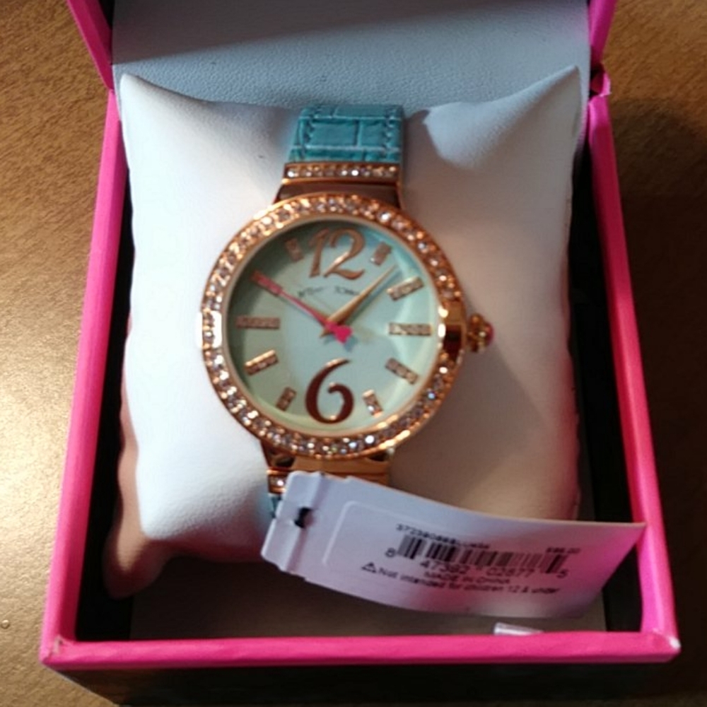 Spring Breeze Turquoise Watch - Picture 4 of 4